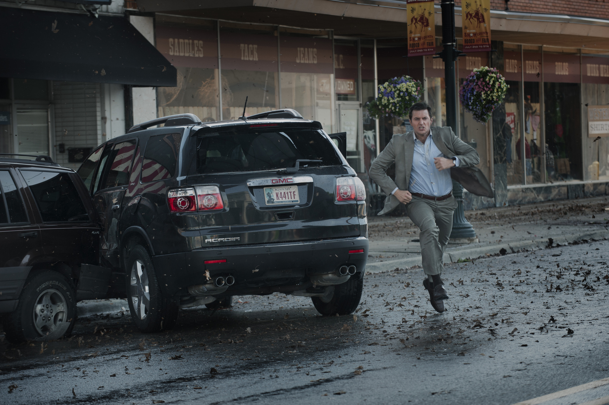 Still of Richard Armitage in Into the Storm (2014)