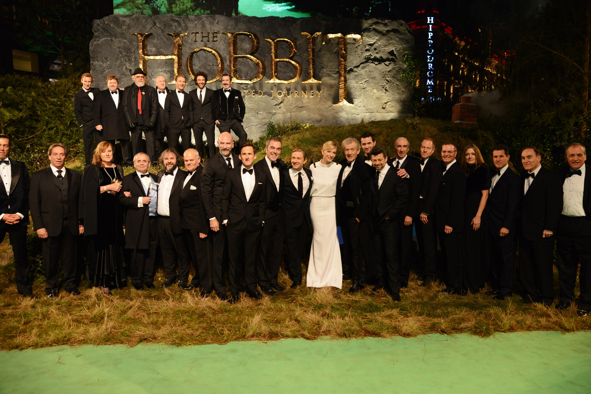 Ian Holm, Cate Blanchett, Peter Jackson, Ian McKellen, Richard Armitage, Jed Brophy, John Callen, Martin Freeman, Peter Hambleton, William Kircher, Graham McTavish, James Nesbitt, Dean O'Gorman, Andy Serkis, Stephen Hunter, Aidan Turner and Adam Brown at event of Hobitas: nelaukta kelione (2012)