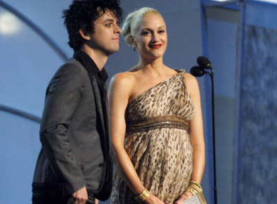 Gwen Stefani and Billie Joe Armstrong at event of The 48th Annual Grammy Awards (2006)