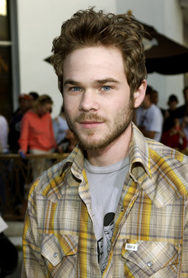 Shawn Ashmore at event of Dumb and Dumberer: When Harry Met Lloyd (2003)