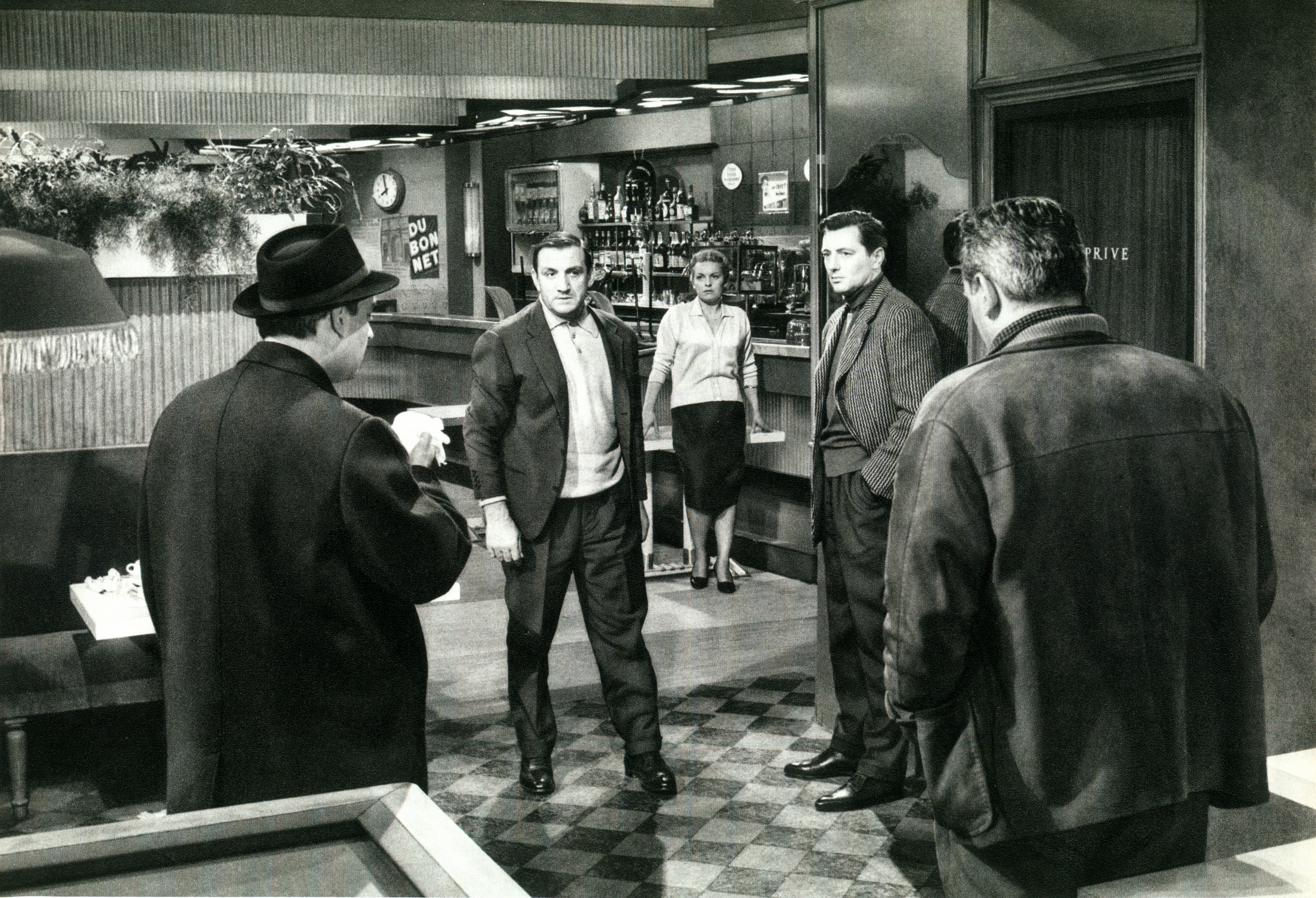 Still of Michel Ardan, France Asselin, Claude Cerval, Philippe March and Lino Ventura in Classe tous risques (1960)