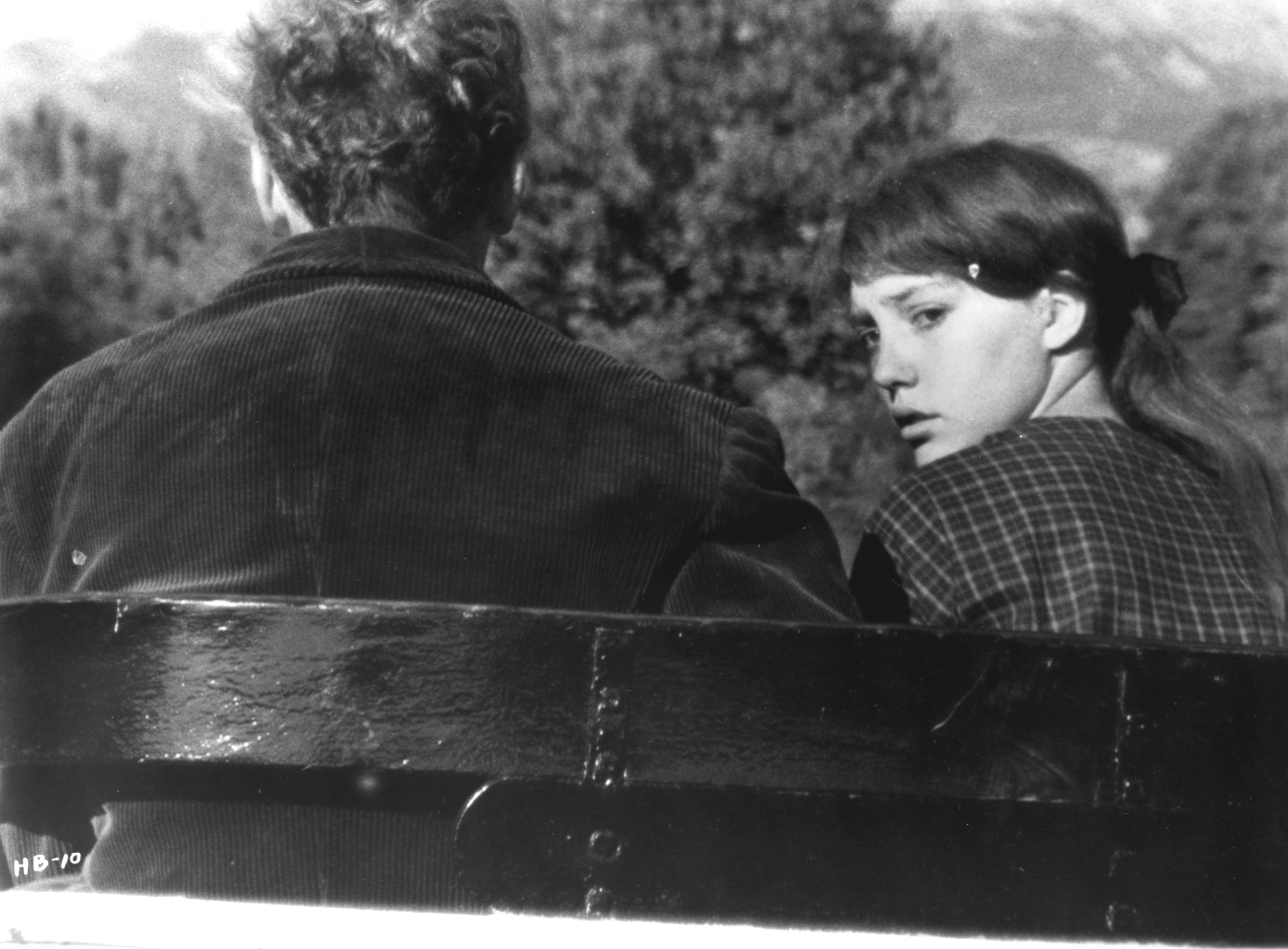 Still of Philippe Asselin and Anne Wiazemsky in Au hasard Balthazar (1966)