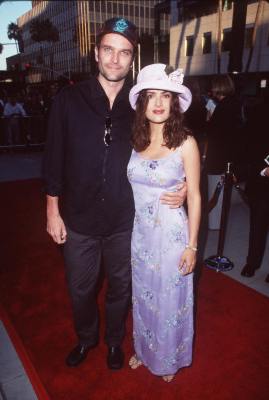 Salma Hayek and Edward Atterton at event of Ilgai ir laimingai: Pelenes istorija (1998)