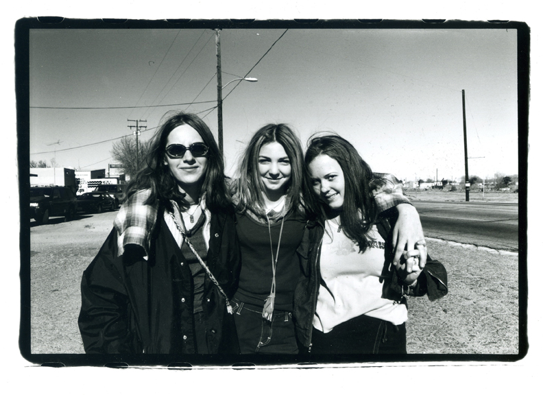 Victoria Davis, Vanessa Zima, Stephi Lineberg