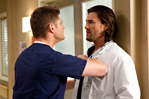 Still of Jensen Ackles and Steve Bacic in Supernatural (2005)