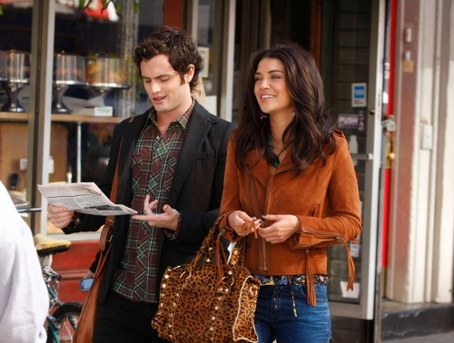 Still of Penn Badgley and Jessica Szohr in Liezuvautoja (2007)