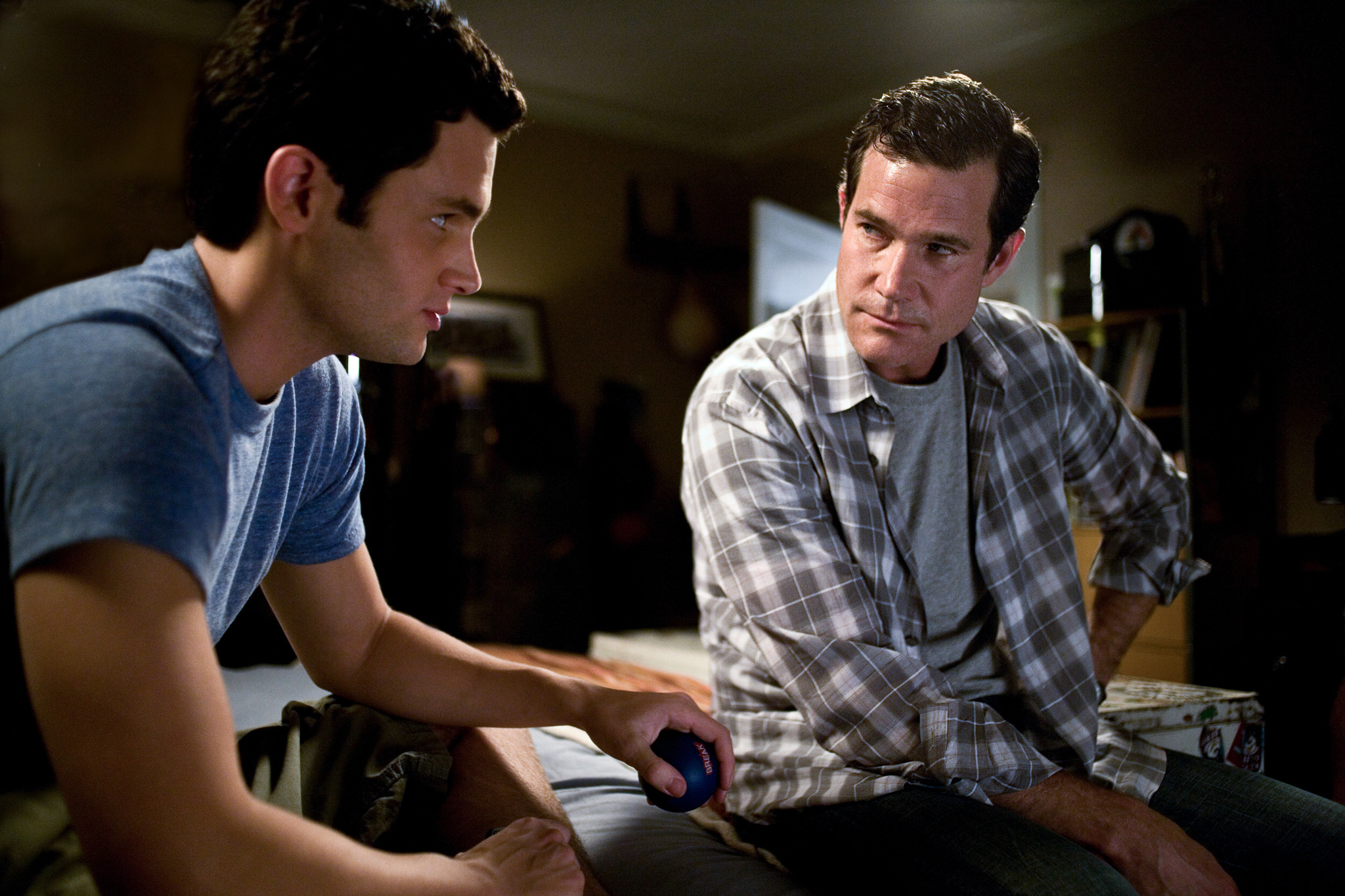 Still of Penn Badgley and Dylan Walsh in The Stepfather (2009)