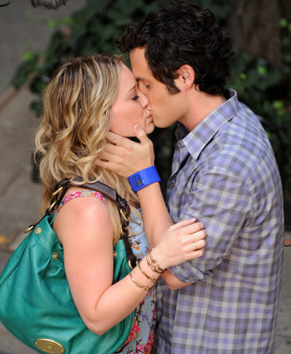 Penn Badgley and Hilary Duff at event of Liezuvautoja (2007)