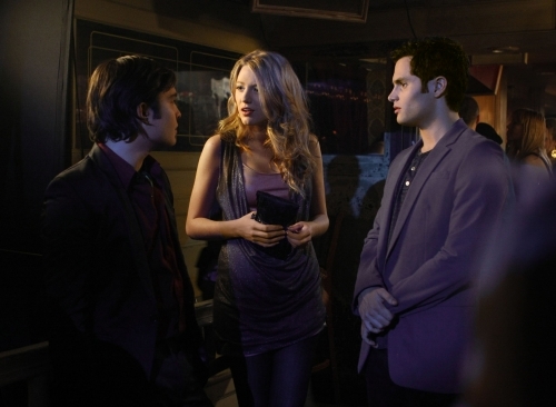 Still of Penn Badgley, Blake Lively and Ed Westwick in Liezuvautoja (2007)