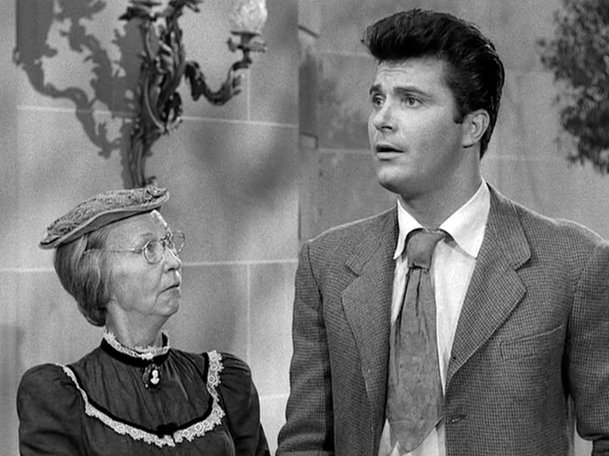 Still of Max Baer Jr. and Irene Ryan in The Beverly Hillbillies (1993)