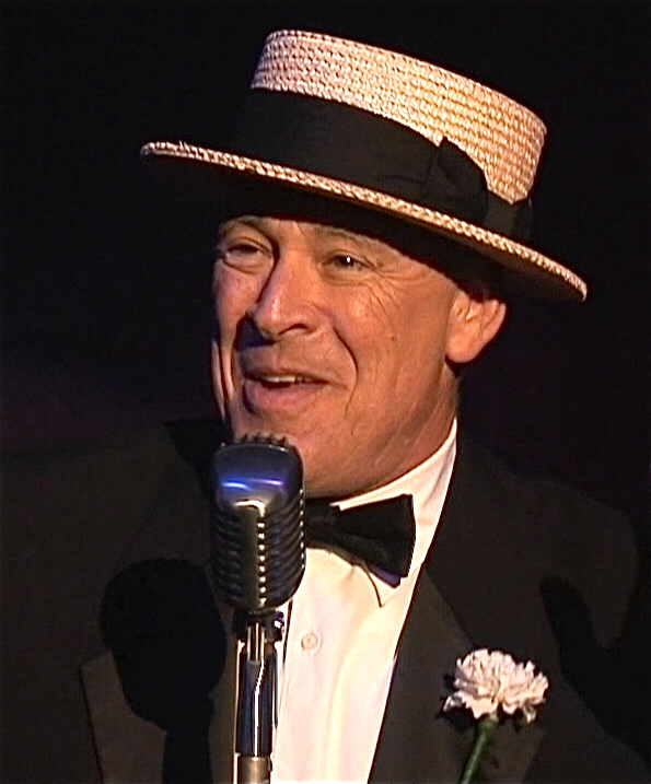 Ray Baker as Maurice Chevalier