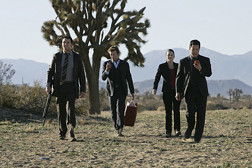 Still of Robin Tunney, Simon Baker, Tim Kang and Owain Yeoman in Mentalistas (2008)