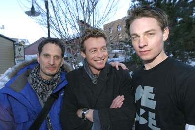 Simon Baker, Gregory Smith and Alan Brown at event of Book of Love (2004)