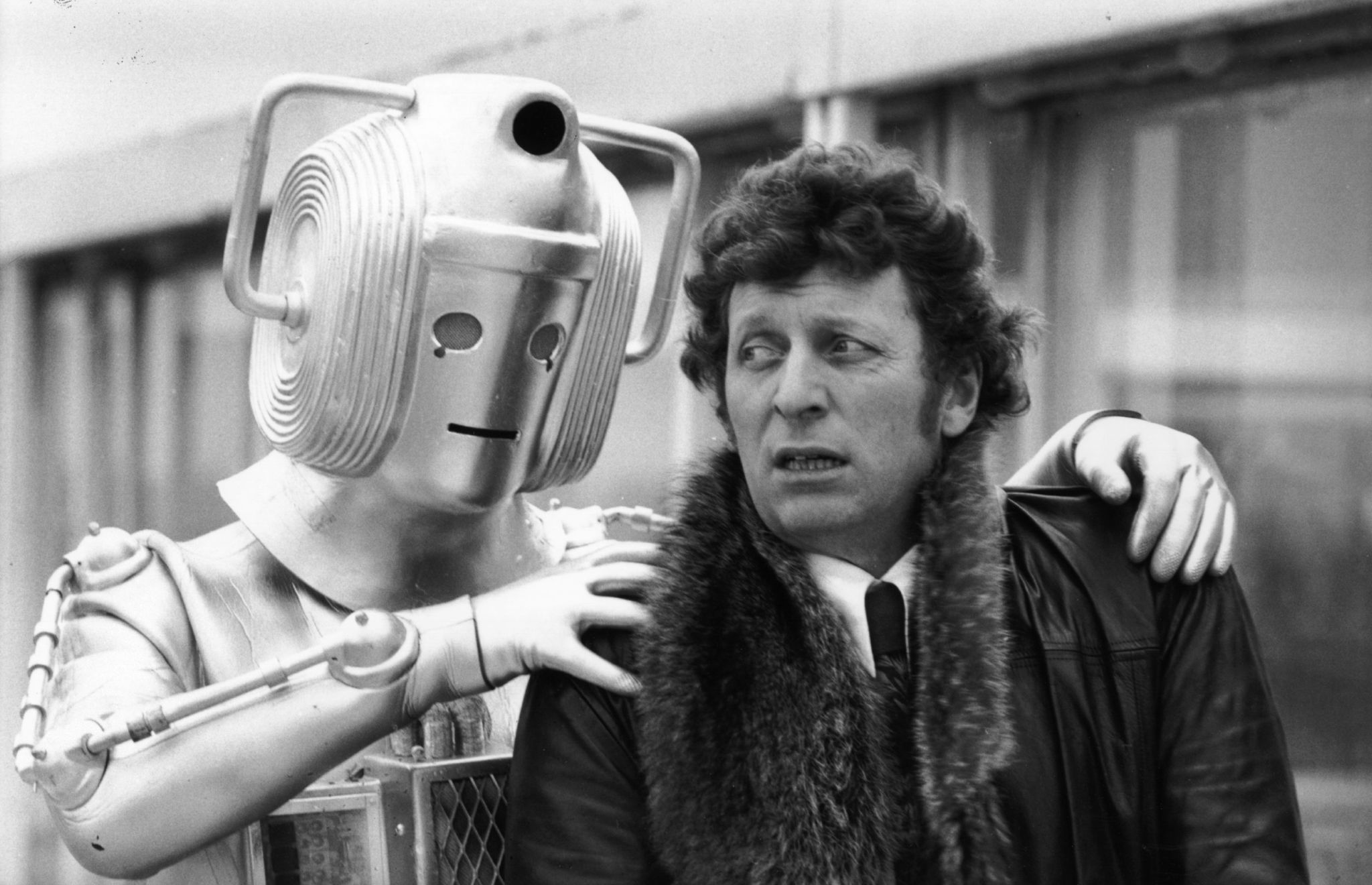 Dr Who (Tom Baker) meets one of the monsters from his new series.