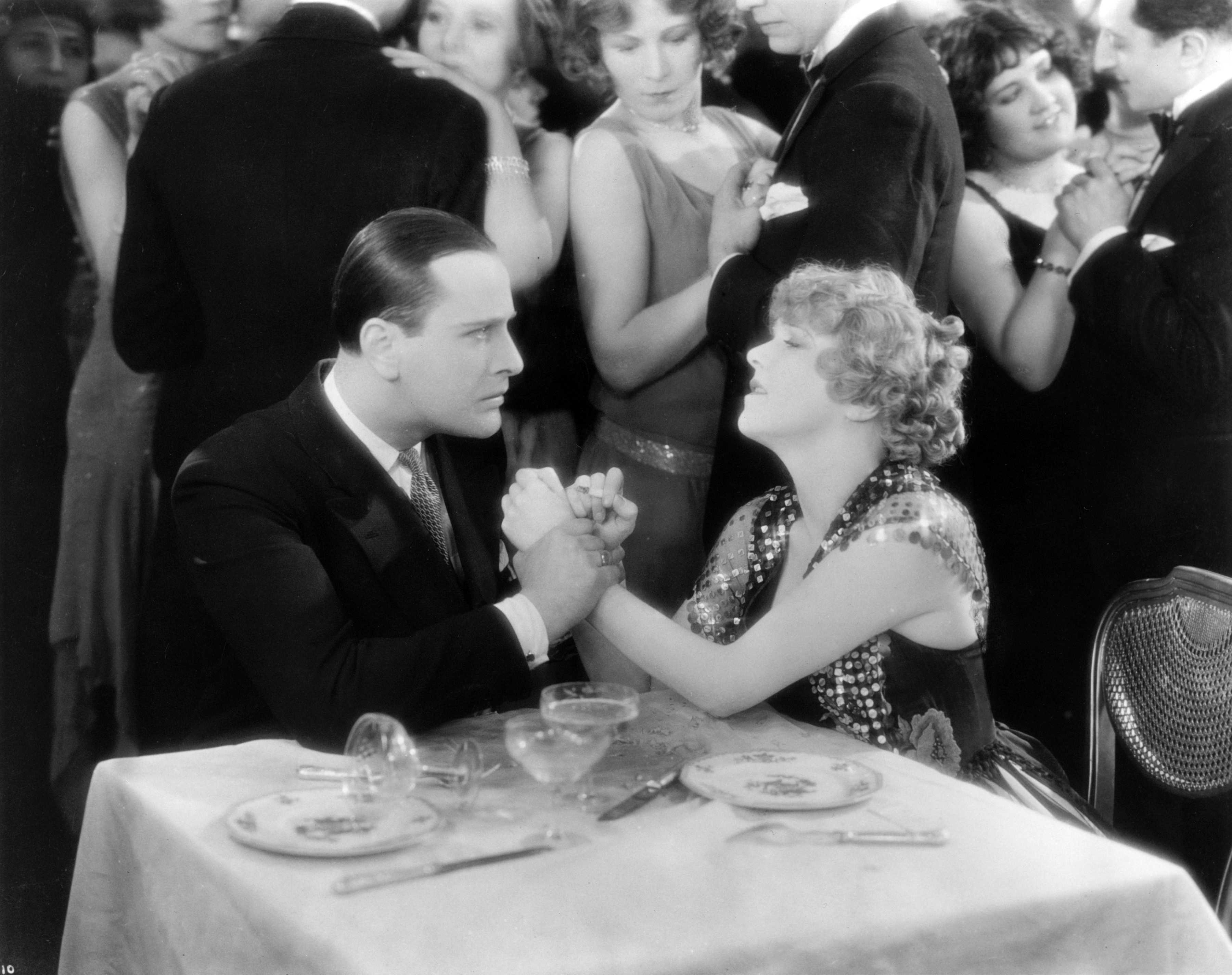 Still of Betty Balfour and Jean Bradin in Champagne (1928)