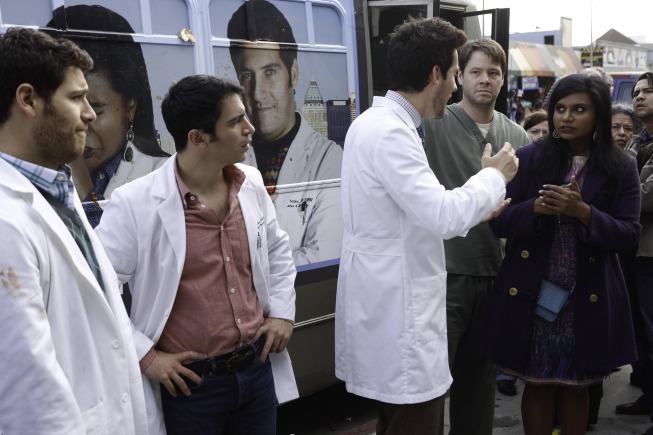Still of Ike Barinholtz, Chris Messina, Adam Pally, Mindy Kaling and Ed Weeks in The Mindy Project (2012)