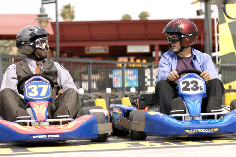 Bernie Mac (l) and Ashton Kutcher star in Columbia Pictures/Regency Enterprises' new comedy Guess Who.