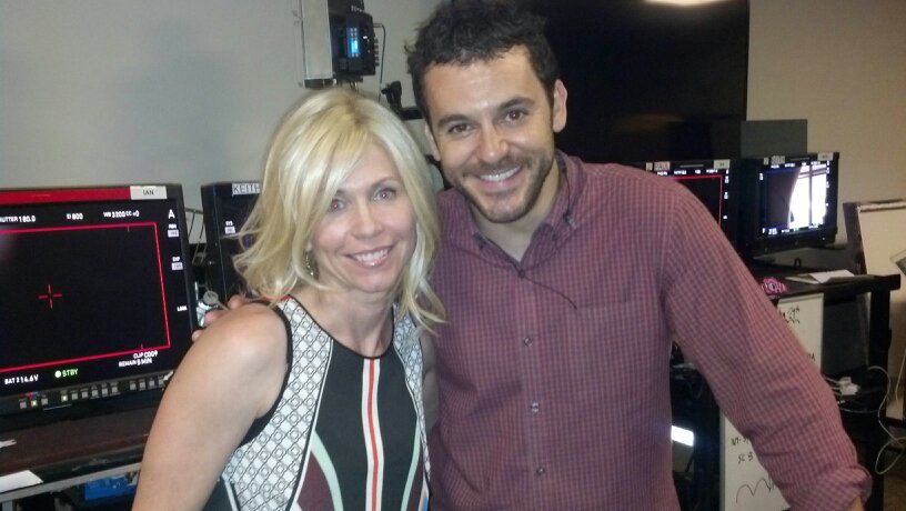 Melissa Barker and Fred Savage on The Crazy Ones.