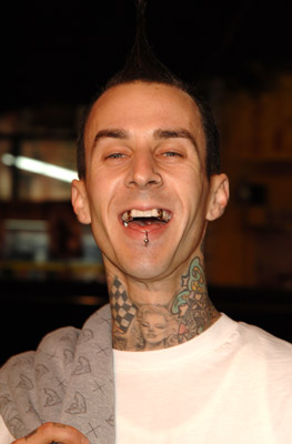 Travis Barker at event of Get Rich or Die Tryin' (2005)