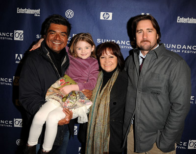 Luke Wilson, Adriana Barraza, George Lopez and Morgan Lily at event of Henry Poole Is Here (2008)