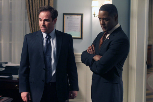Still of Blair Underwood and Roger Bart in The Event (2010)