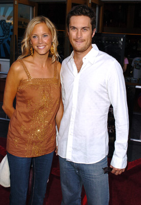 Oliver Hudson and Erinn Bartlett at event of The Skeleton Key (2005)