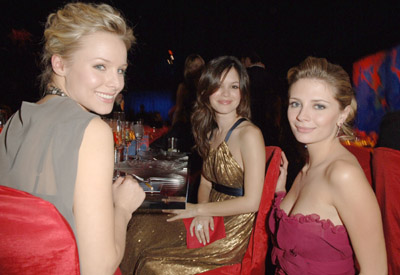 Mischa Barton, Kristen Bell and Rachel Bilson