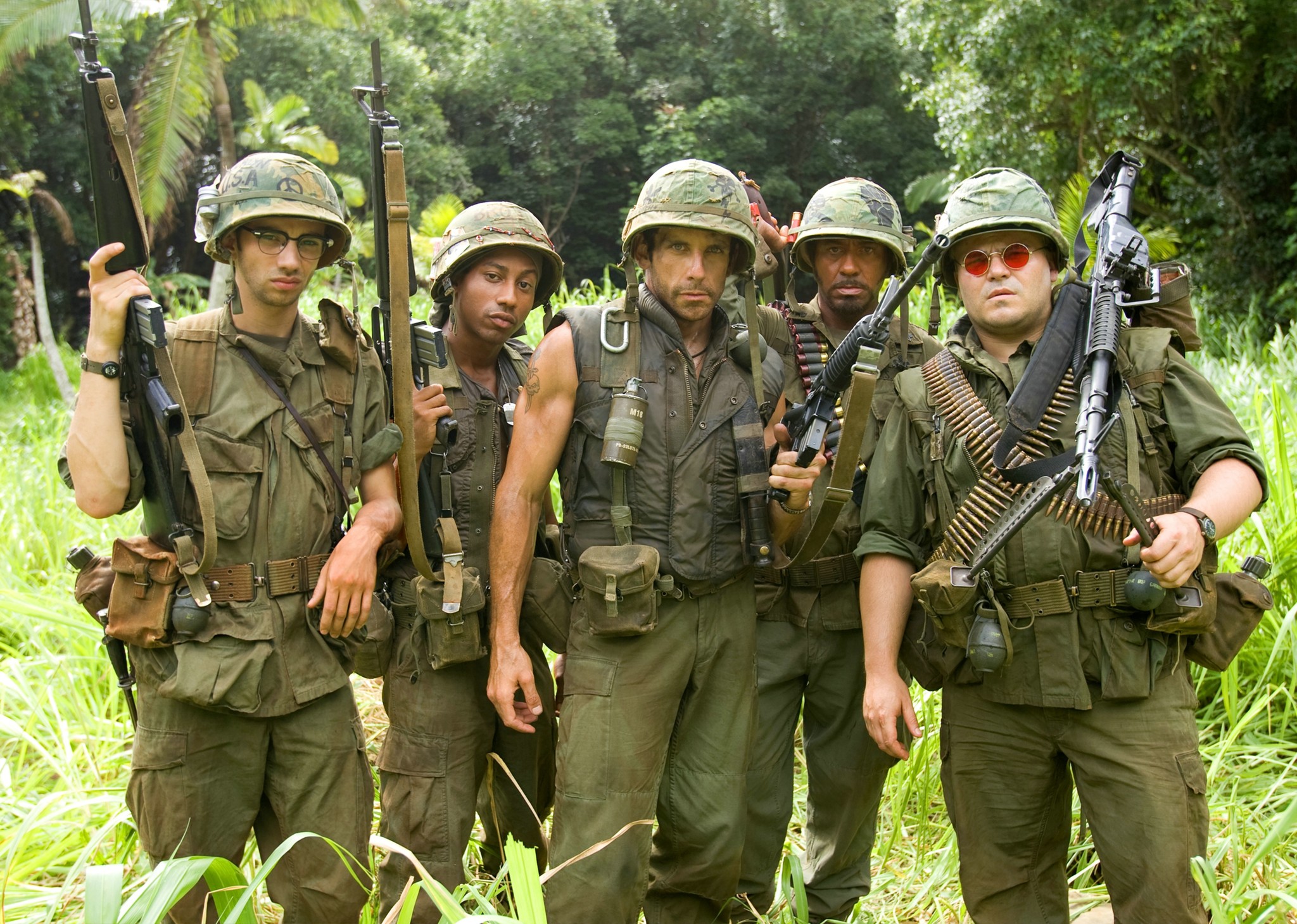 Still of Robert Downey Jr., Ben Stiller, Jay Baruchel, Jack Black and Brandon T. Jackson in Griaustinis tropikuose (2008)