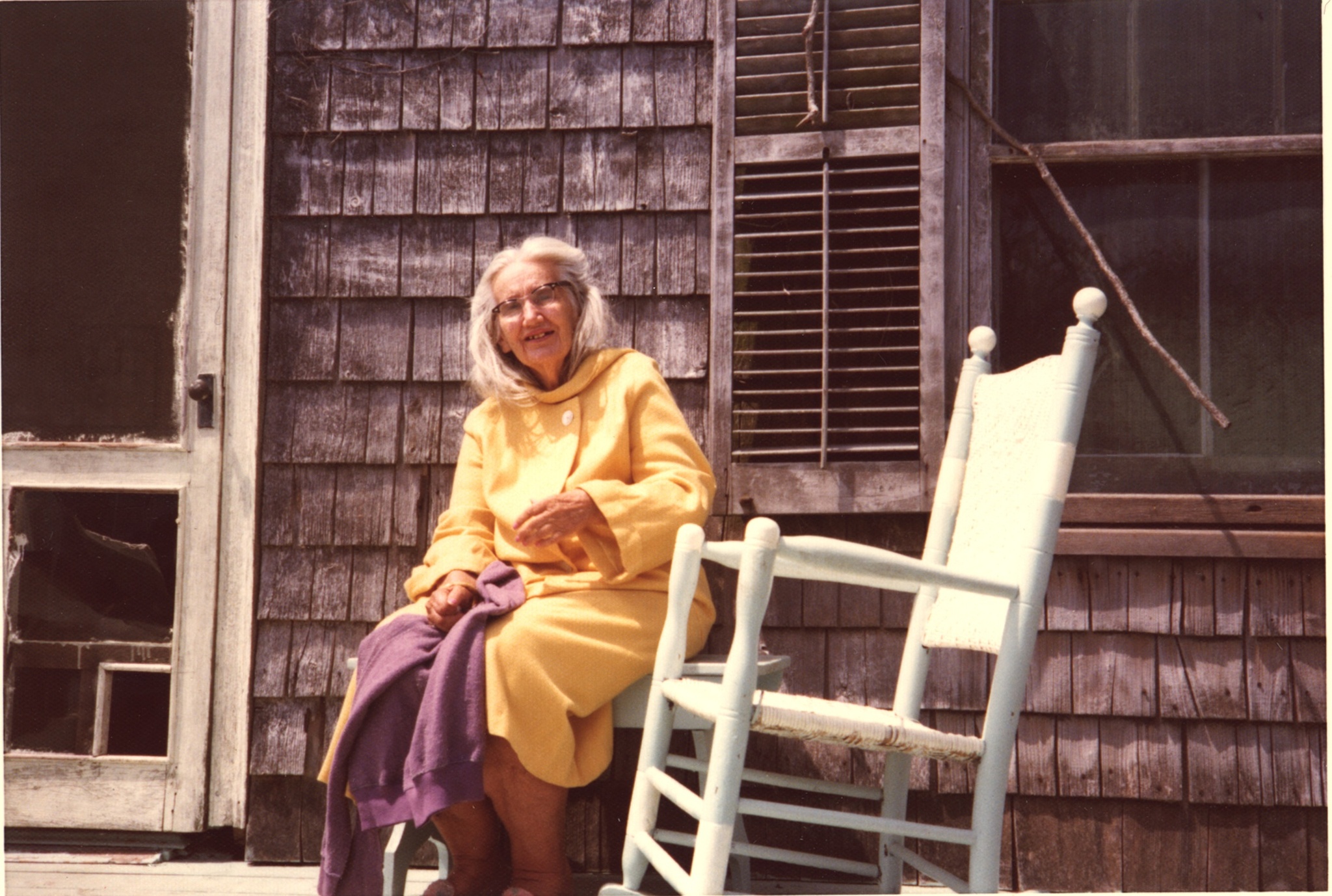 Still of Edith Bouvier Beale in Grey Gardens (1975)