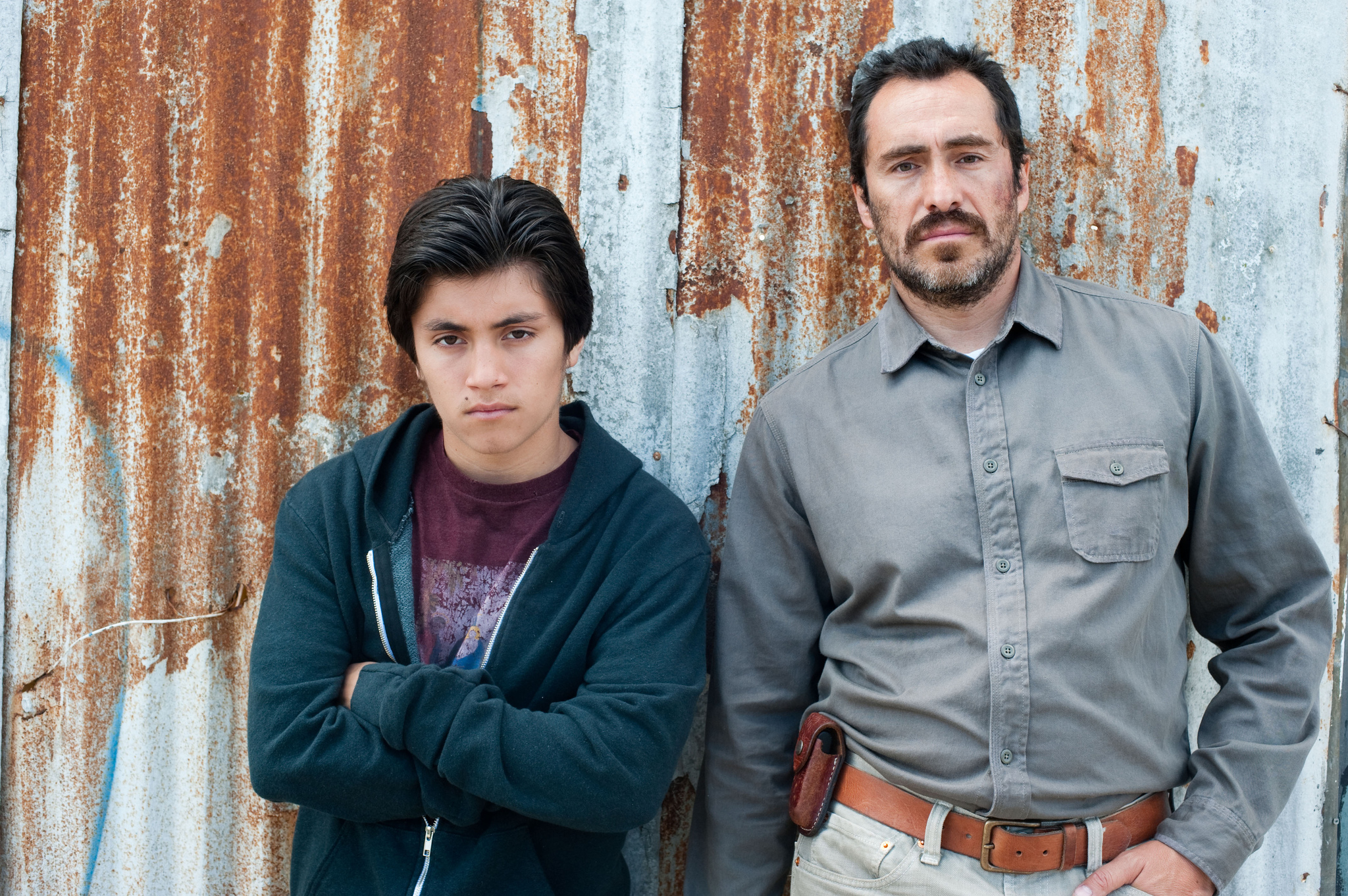 Still of Demian Bichir and José Julián in A Better Life (2011)