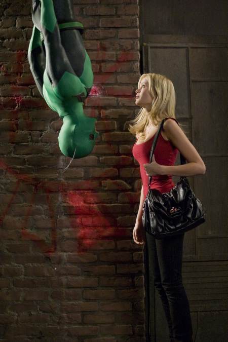 Still of Drake Bell and Sara Paxton in Superherojus! (2008)