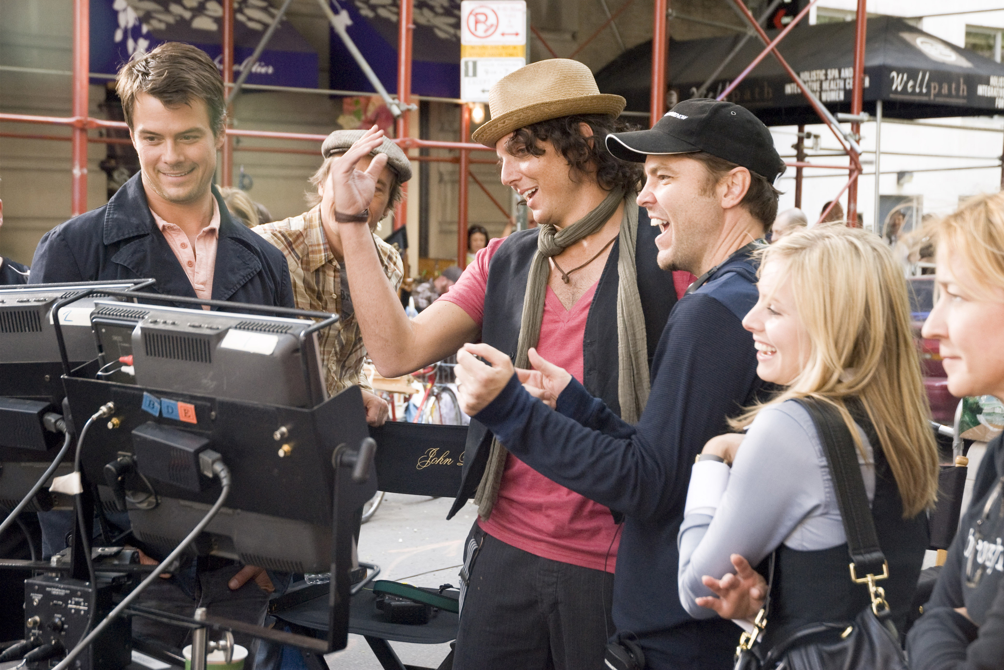 Still of Will Arnett, Kristen Bell, Josh Duhamel, Mark Steven Johnson and Dax Shepard in When in Rome (2010)