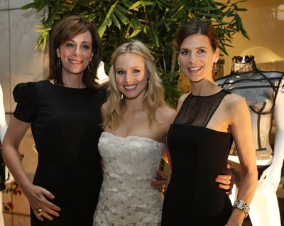 Kristen Bell, Jane Kaczmarek and Perrey Reeves