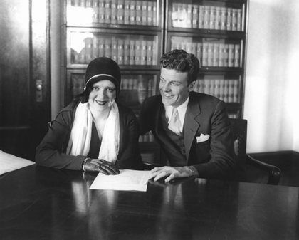 Clara Bow and Rex Bell during Daisy DeVoe Trial