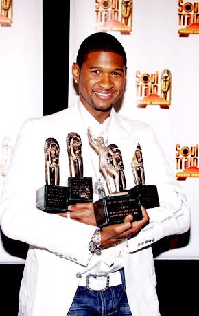 19th Annual Soul Train Music Awards Behind the Scenes - Usher