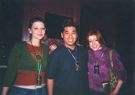 Alyson Hannigan, Amber Benson and Jeff Lam just hangin' out!