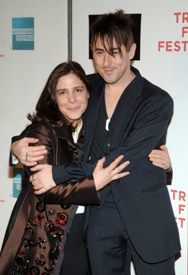 Alan Cumming and Dori Berinstein at event of ShowBusiness: The Road to Broadway (2007)