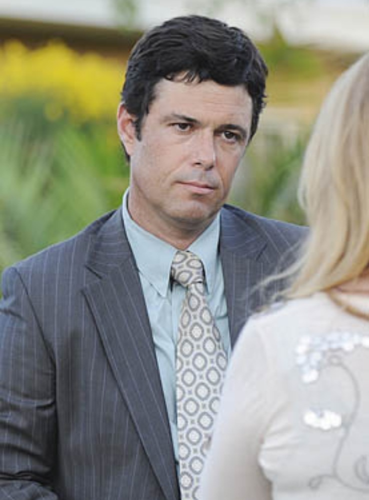 Still of Carlos Bernard and Virginia Madsen in Scoundrels and Who's Afraid of the Big Bad Wolf