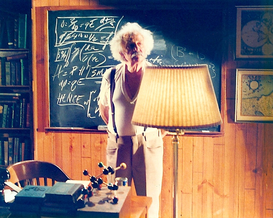 An uncanny Albert Einstein lookalike in this spoof directed by Ken Berris.