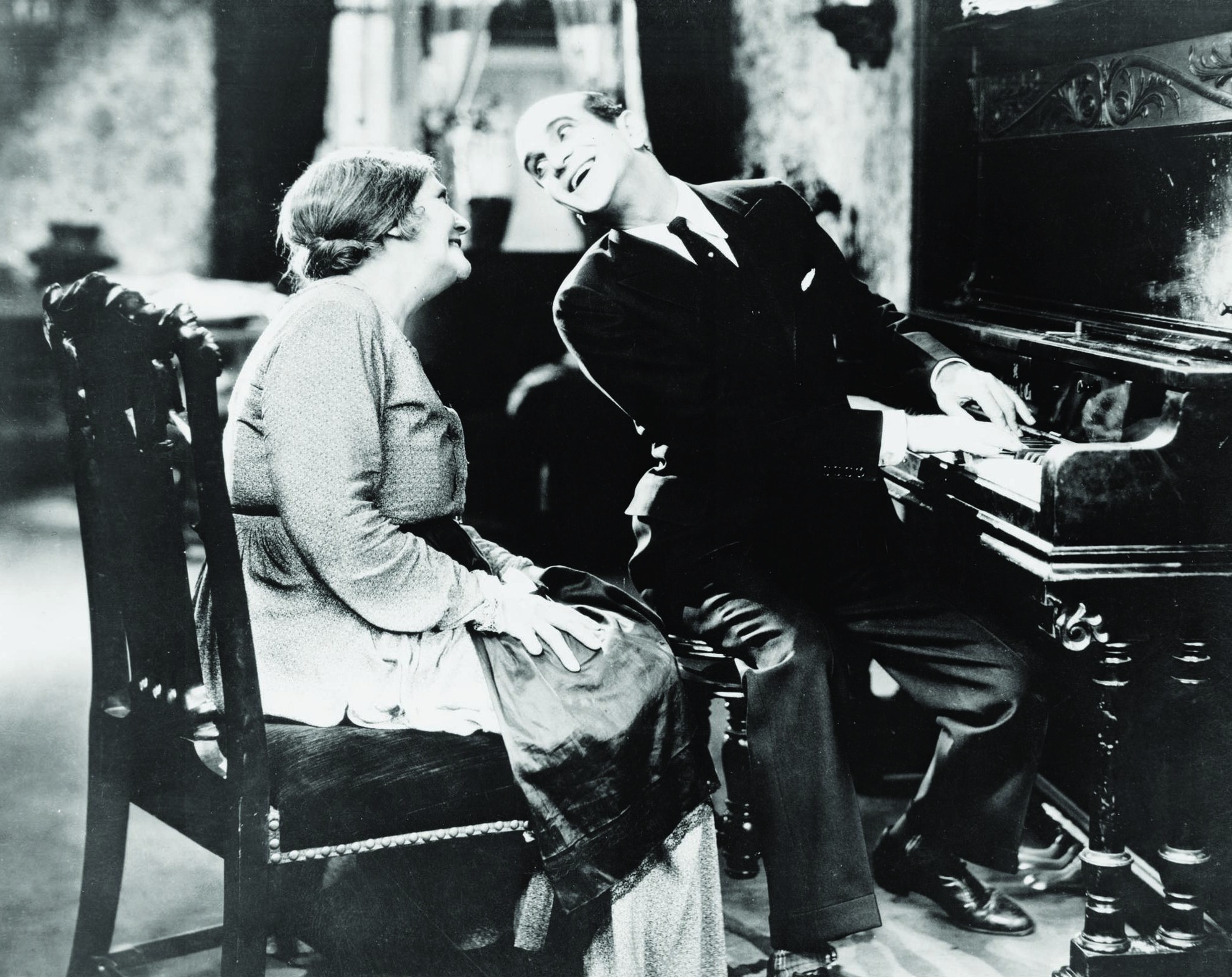 Still of Eugenie Besserer and Al Jolson in The Jazz Singer (1927)