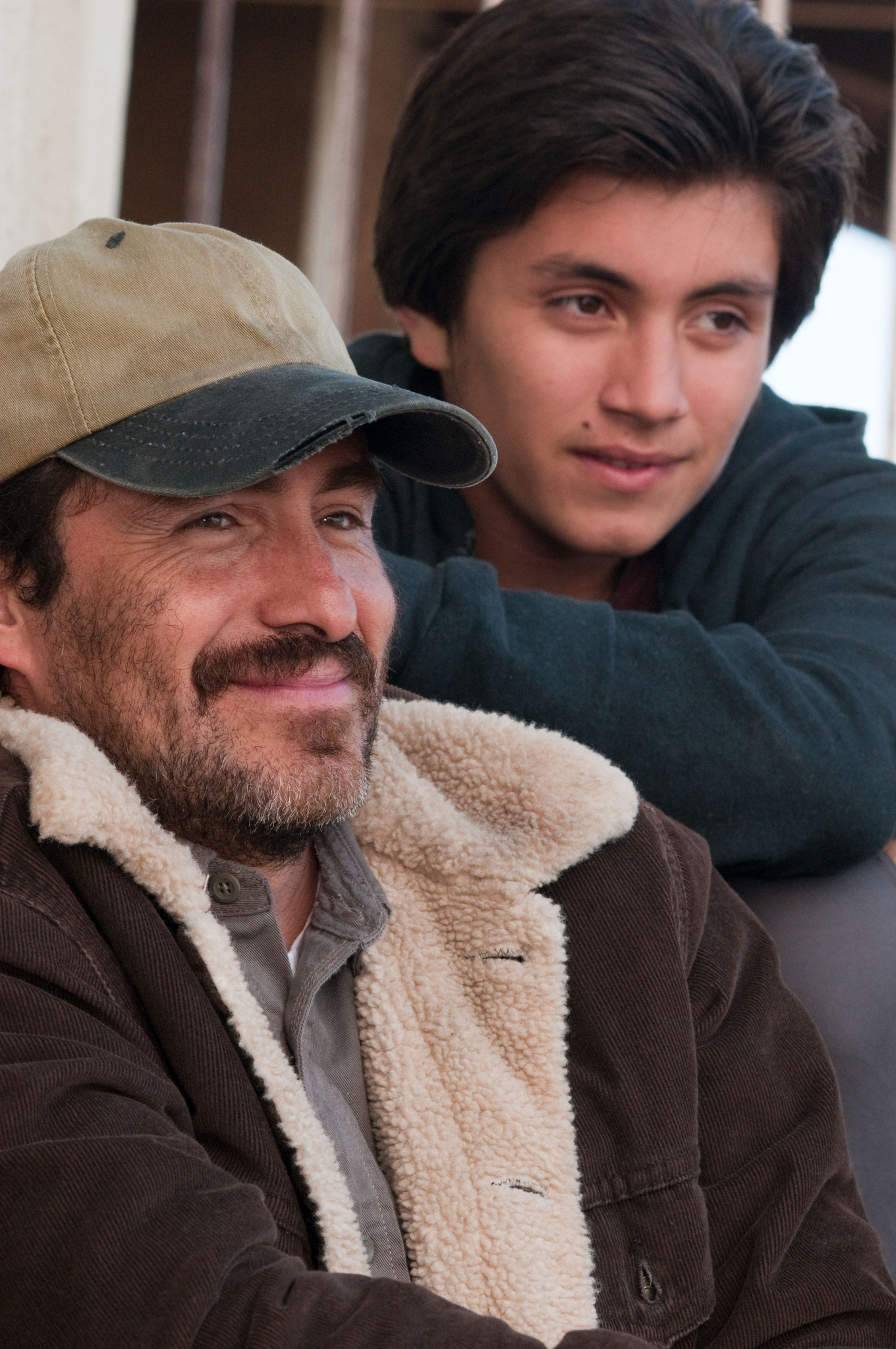 Still of Demian Bichir and José Julián in A Better Life (2011)