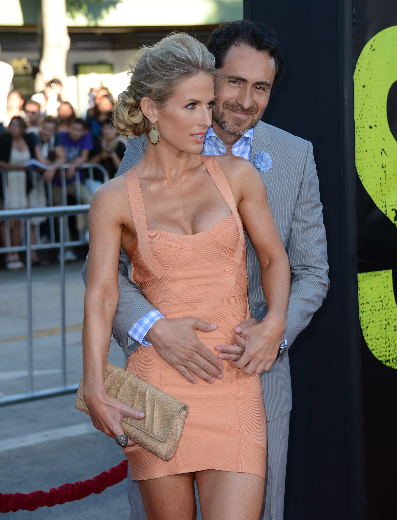 Demian Bichir and Stefanie Sherk at event of Laukiniai (2012)