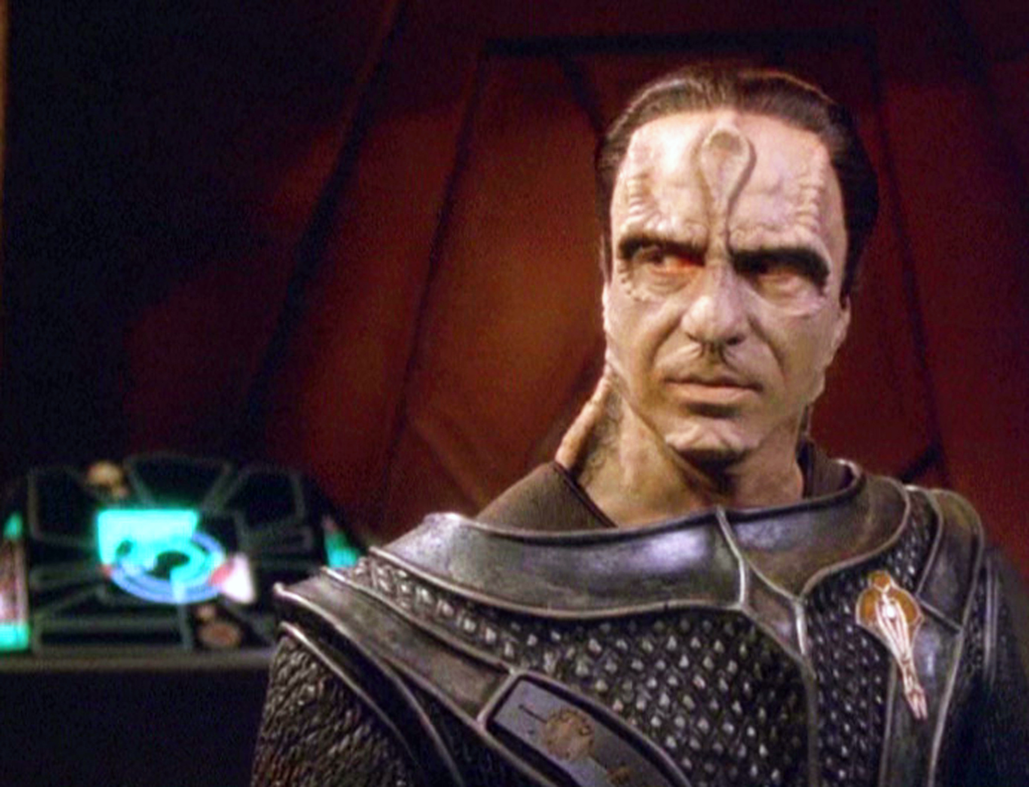 Still of Casey Biggs in Star Trek: Deep Space Nine (1993)