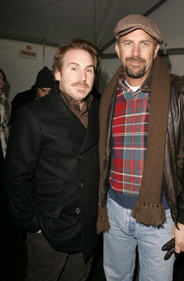 Kevin Costner and Mike Binder at event of The Upside of Anger (2005)