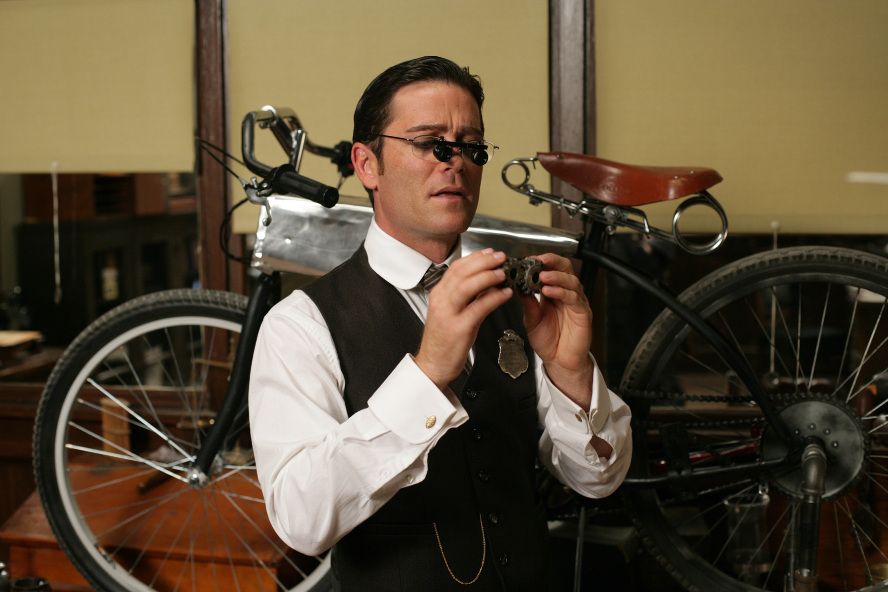 Still of Yannick Bisson in Murdoch Mysteries (2008)