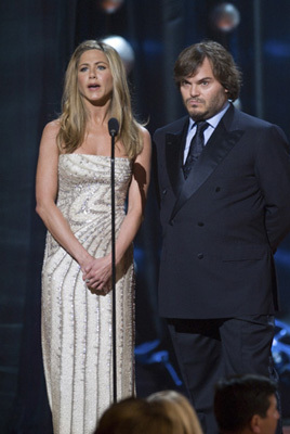 Presenters Jennifer Aniston (left) and Jack Black during the live ABC Telecast of the 81st Annual Academy Awards® from the Kodak Theatre, in Hollywood, CA Sunday, February 22, 2009.