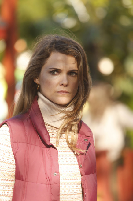 Still of Keri Russell and Craig Blankenhorn in The Americans (2013)