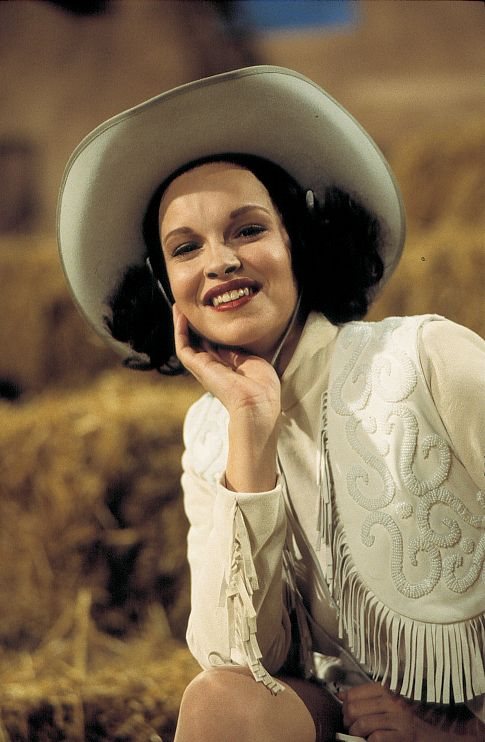 Tammy Blanchard in Life with Judy Garland: Me and My Shadows (2001)
