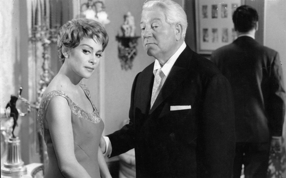 Still of Bernard Blier, Martine Carol and Franck Villard in Le cave se rebiffe (1961)