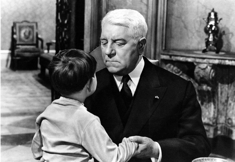 Still of Bernard Blier, Jean Desailly and Jean Gabin in Les grandes familles (1958)